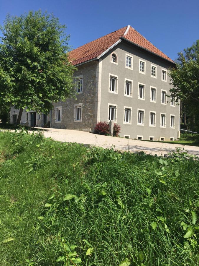 Domaine De Malpas Apartment Villers-le-Lac Exterior photo